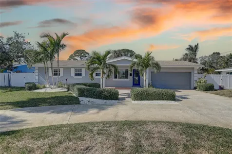 4440 Huntington Street NE St Petersburg FL 33703