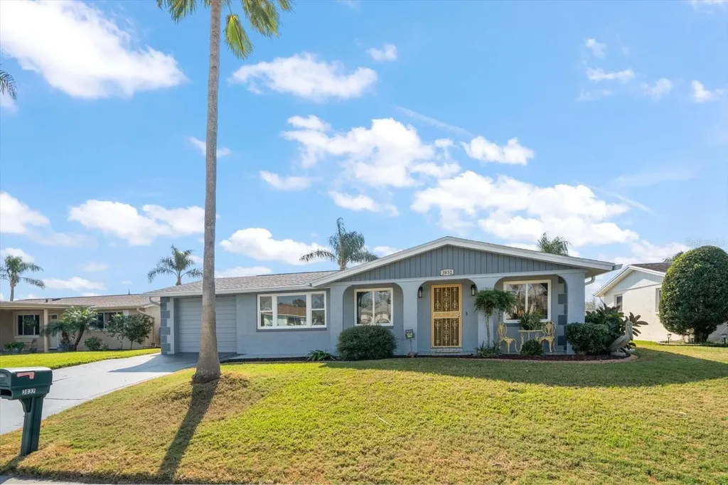 3832 Star Island Drive Holiday FL 34691