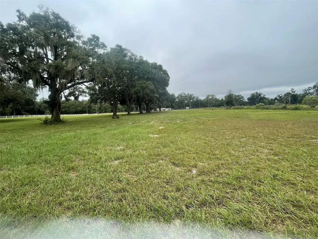 1851 SE 185 Avenue Williston FL 32696