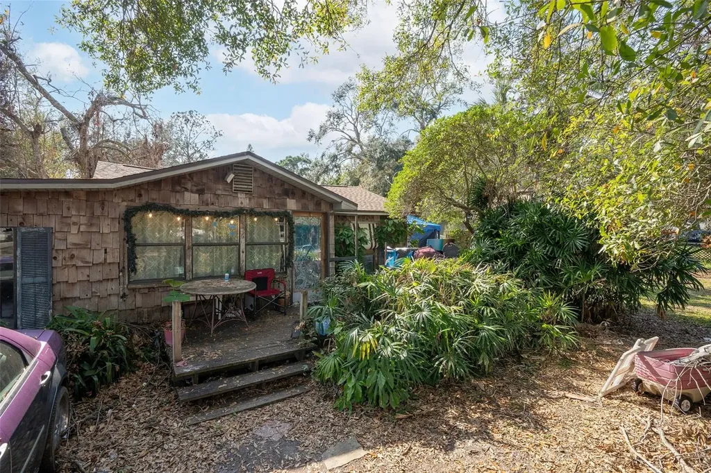 9810 Parsons Street Tampa FL 33615