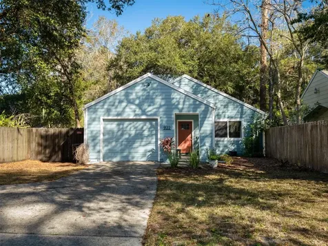 922 NW 10th Avenue Gainesville FL 32601