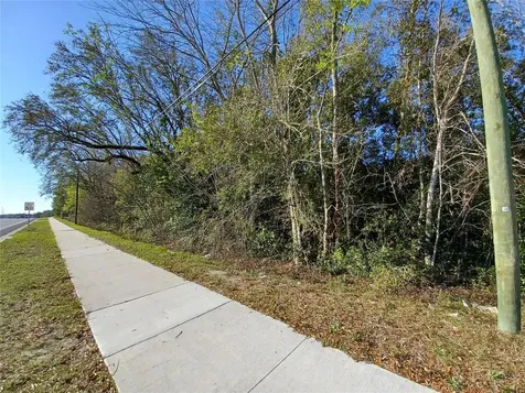524 S Us Highway 27 - 441 Lady Lake FL 32159