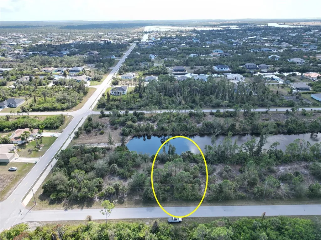 15205 Amsterdam Avenue Port Charlotte FL 33981