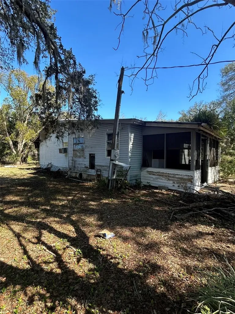20545 SE 155th Place Umatilla FL 32784