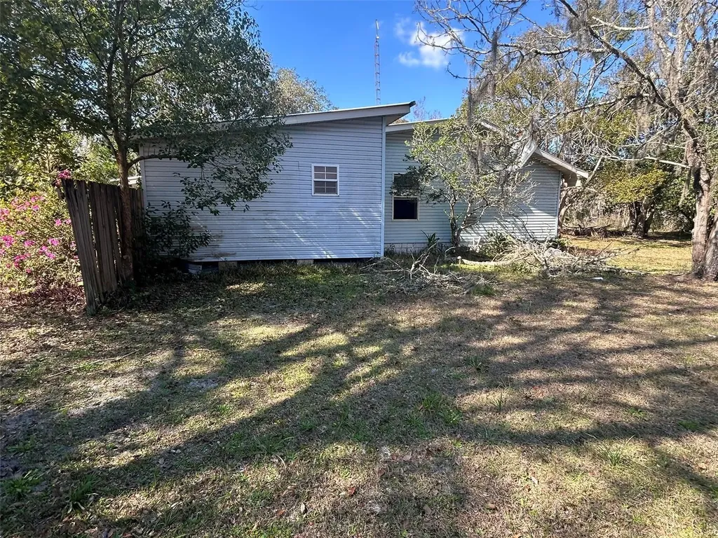 20545 SE 155th Place Umatilla FL 32784