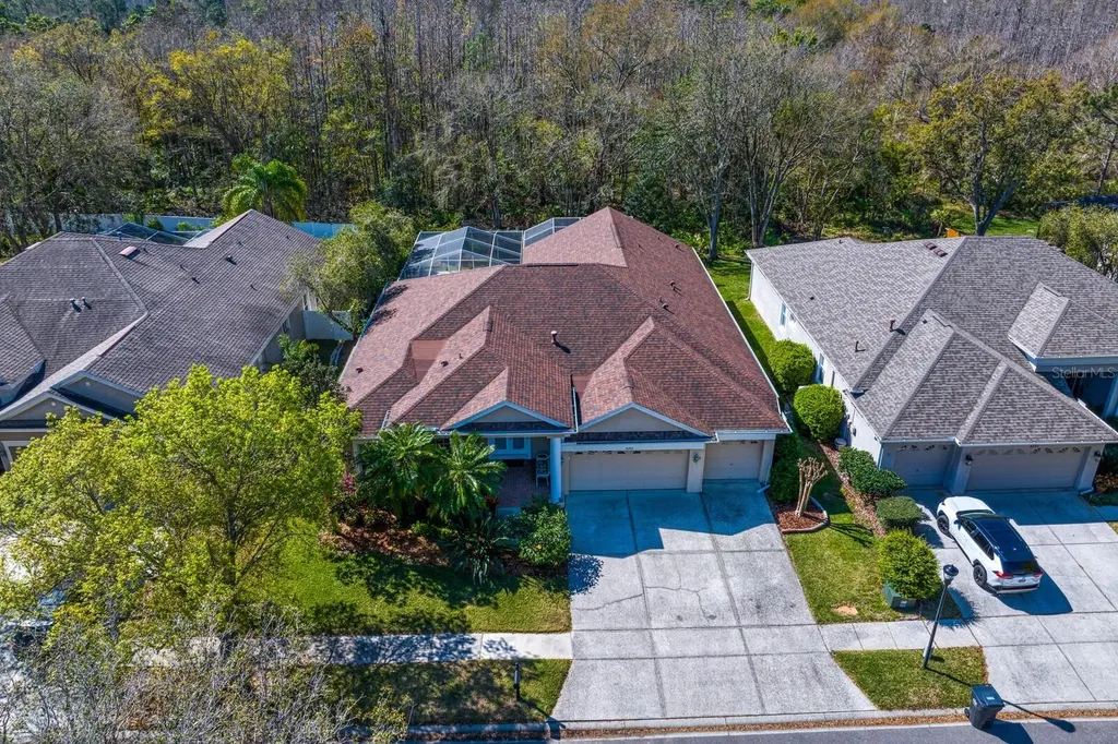 8205 Prairie Ridge Way Tampa FL 33647