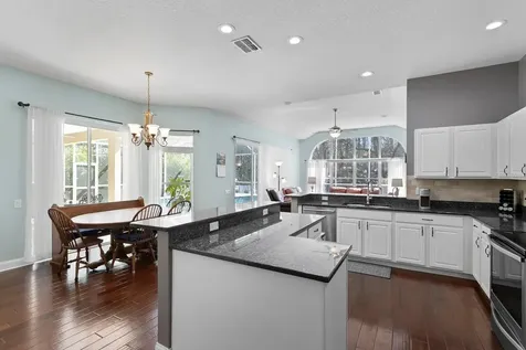 8205 Prairie Ridge Way Tampa FL 33647