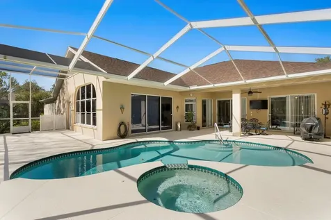 8205 Prairie Ridge Way Tampa FL 33647