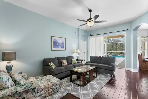 8205 Prairie Ridge Way Tampa FL 33647
