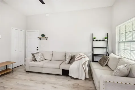304 Dover Street Orlando FL 32811
