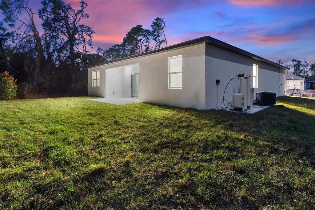 3083 Sikeston Avenue North Port FL 34286