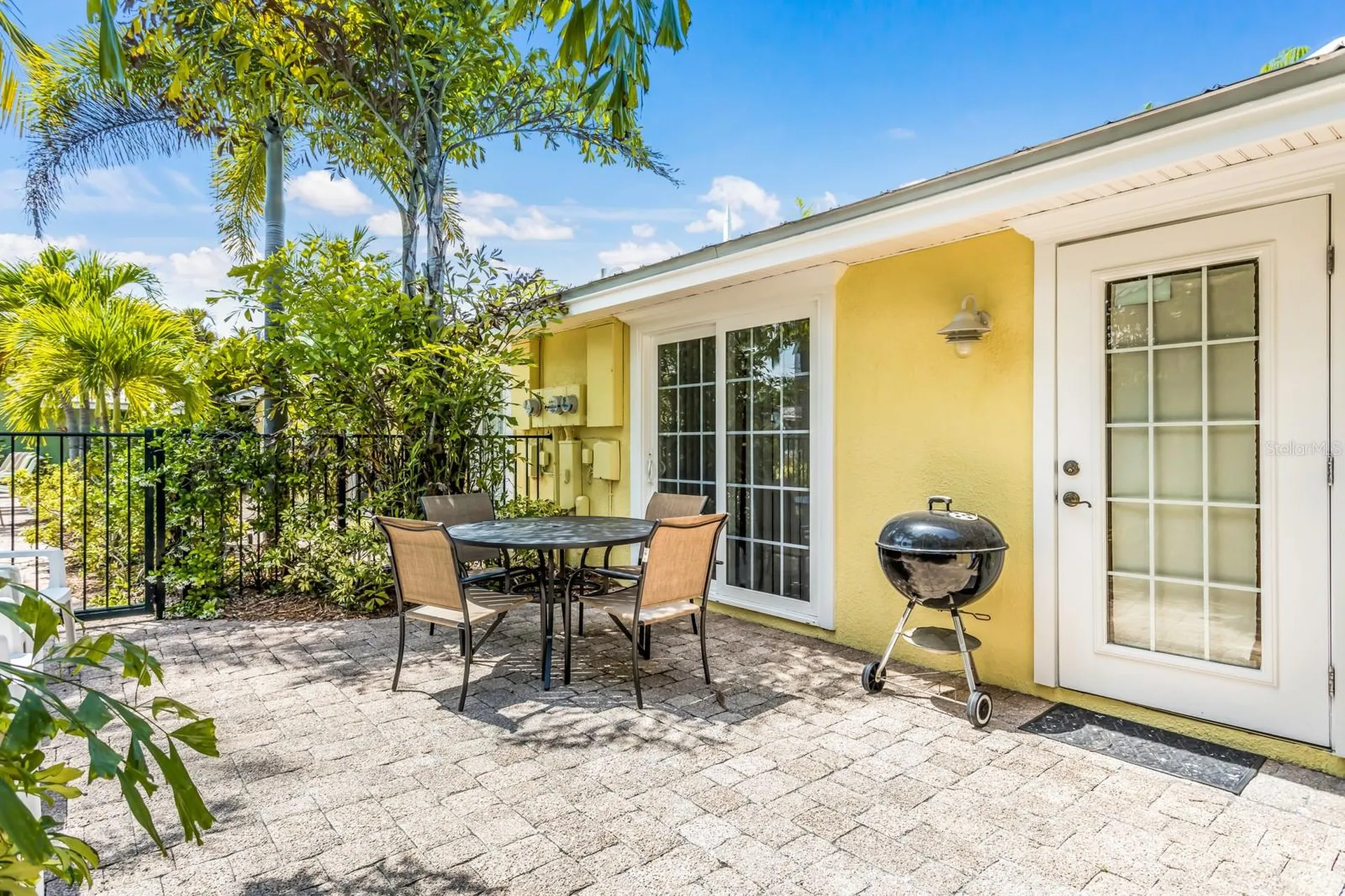 6606 Holmes Boulevard Holmes Beach FL 34217
