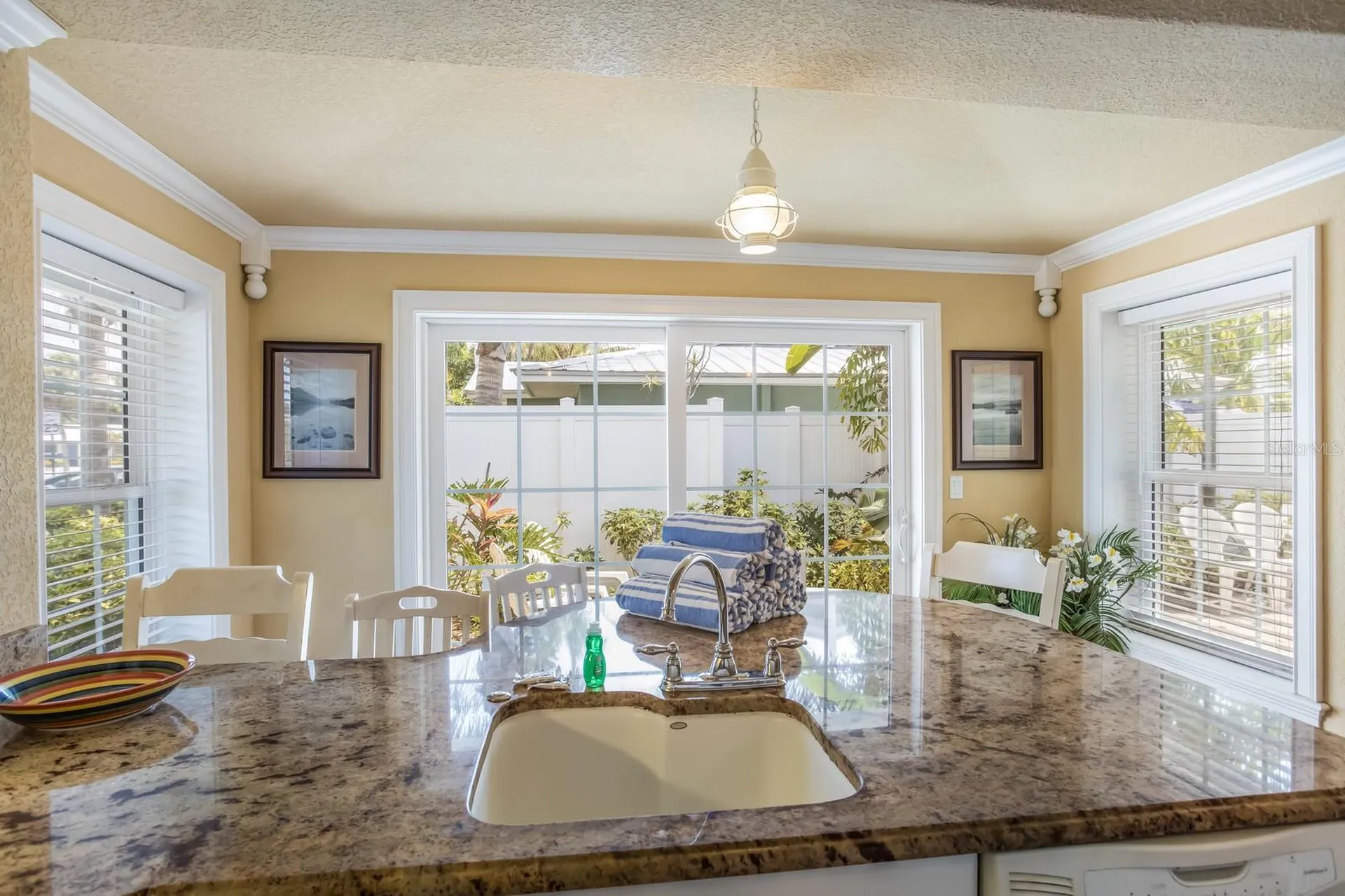 6606 Holmes Boulevard Holmes Beach FL 34217