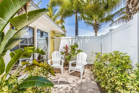 6606 Holmes Boulevard Holmes Beach FL 34217