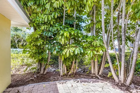 6606 Holmes Boulevard Holmes Beach FL 34217