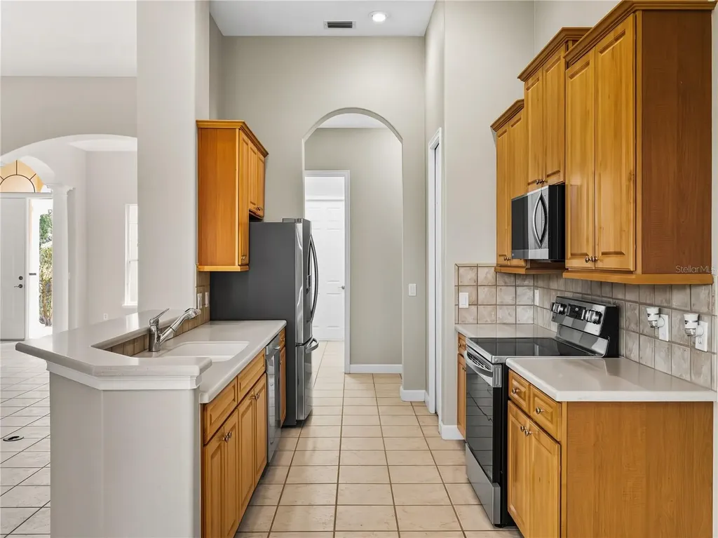 9958 Santa Barbara Court Howey In The Hills FL 34737