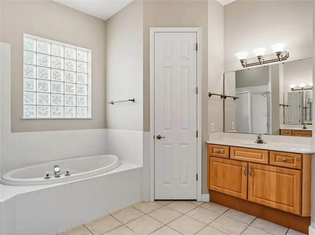 9958 Santa Barbara Court Howey In The Hills FL 34737