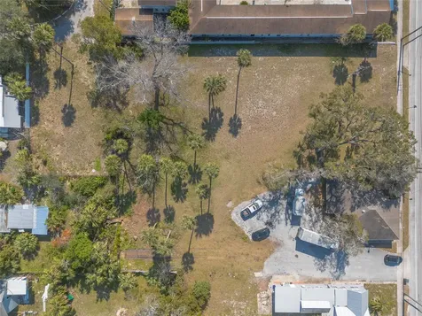 629 N Ridgewood Avenue Daytona Beach FL 32114