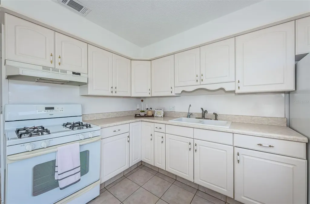10022 Lily Street N Pinellas Park FL 33782