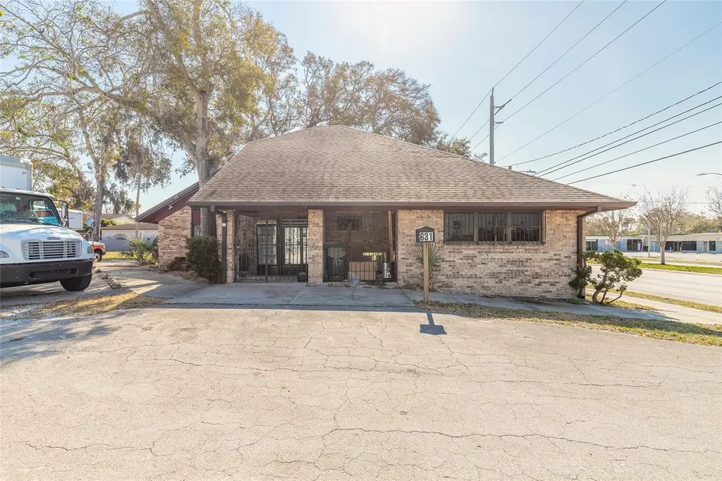 631 N Ridgewood Avenue Daytona Beach FL 32114