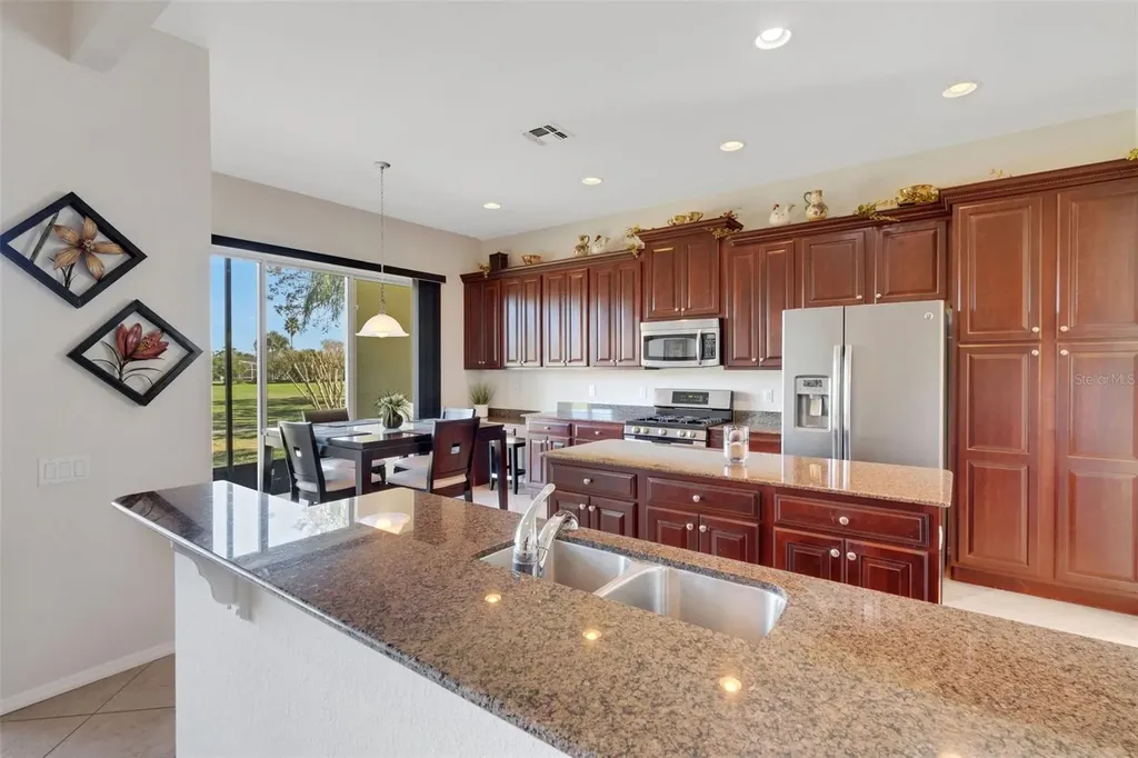 280 Del Sol Avenue Davenport FL 33837
