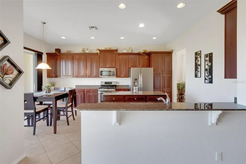 280 Del Sol Avenue Davenport FL 33837