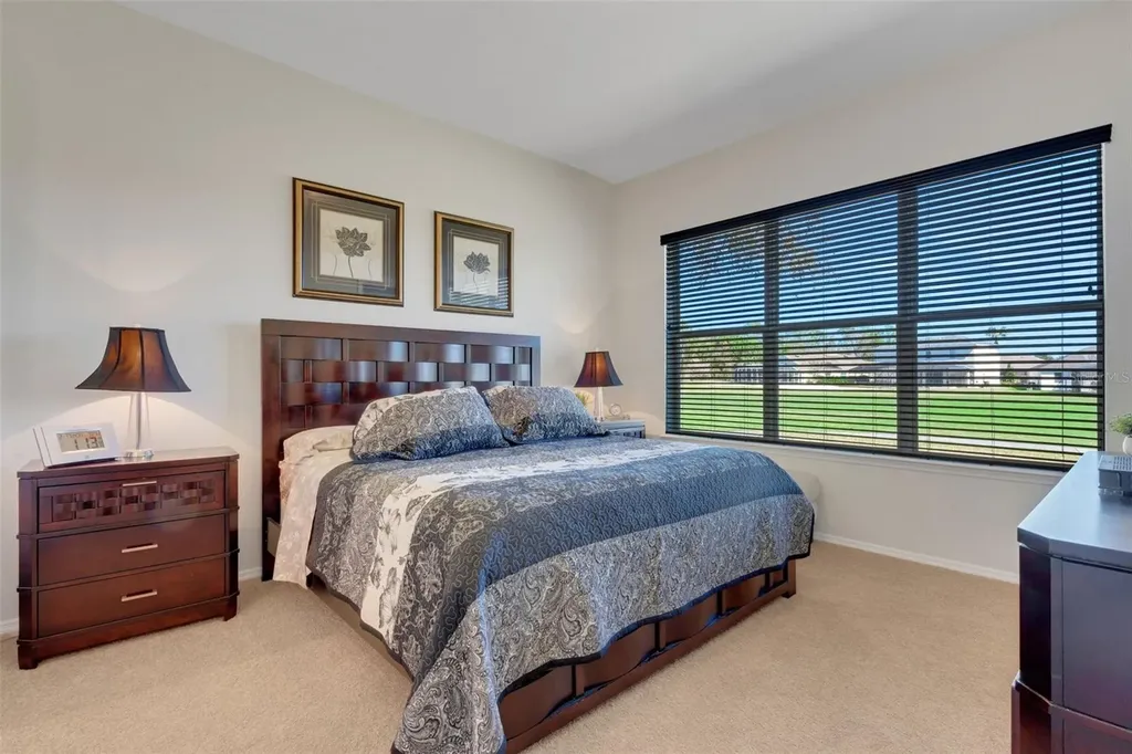 280 Del Sol Avenue Davenport FL 33837