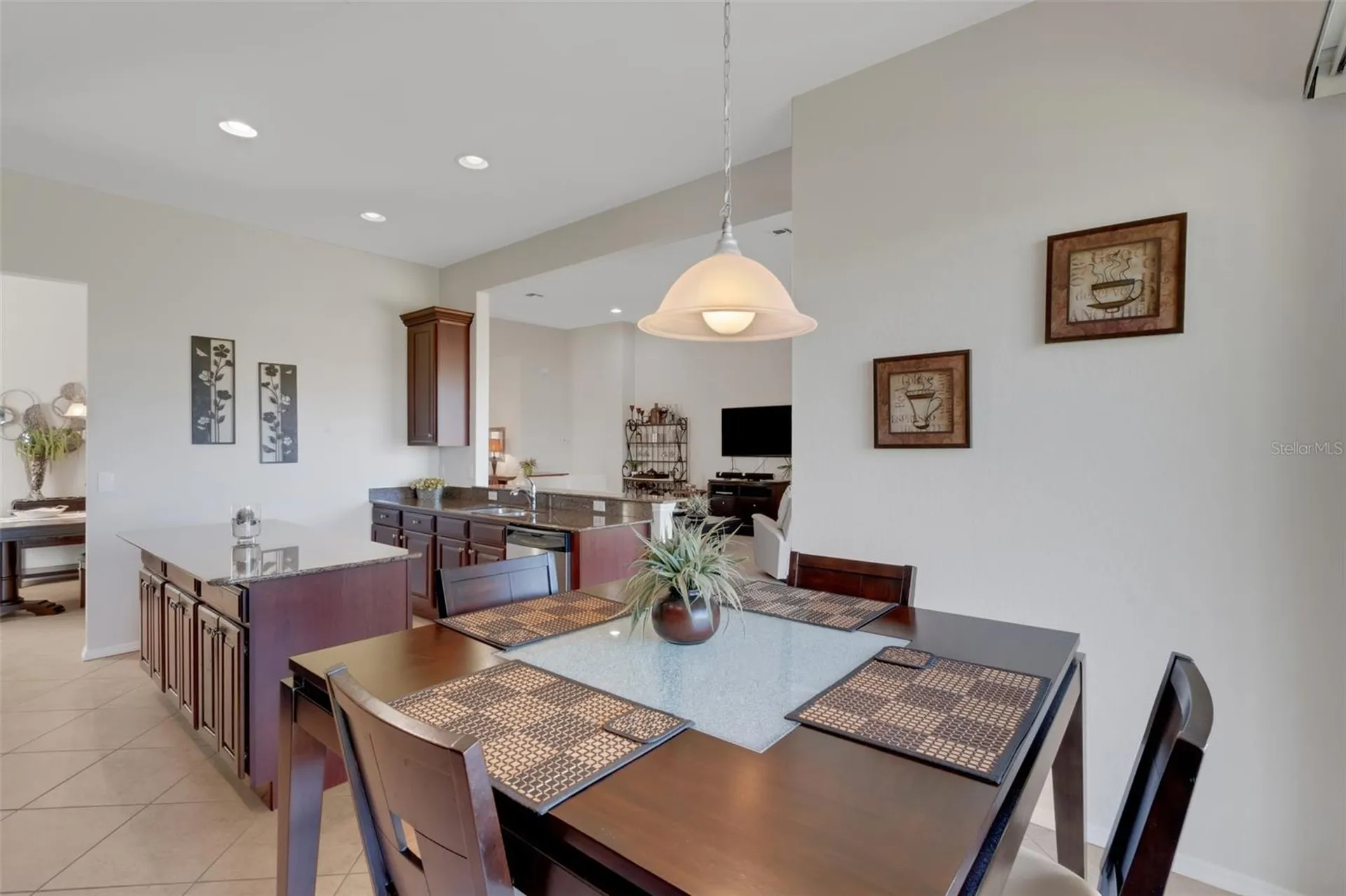 280 Del Sol Avenue Davenport FL 33837