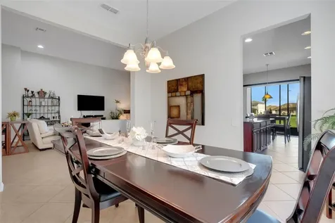 280 Del Sol Avenue Davenport FL 33837