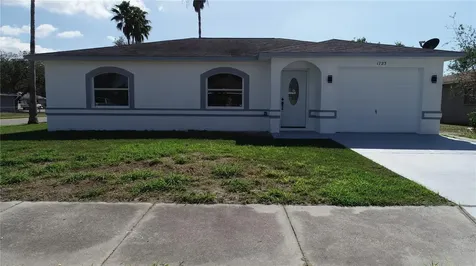 1723 24th Street E Palmetto FL 34221