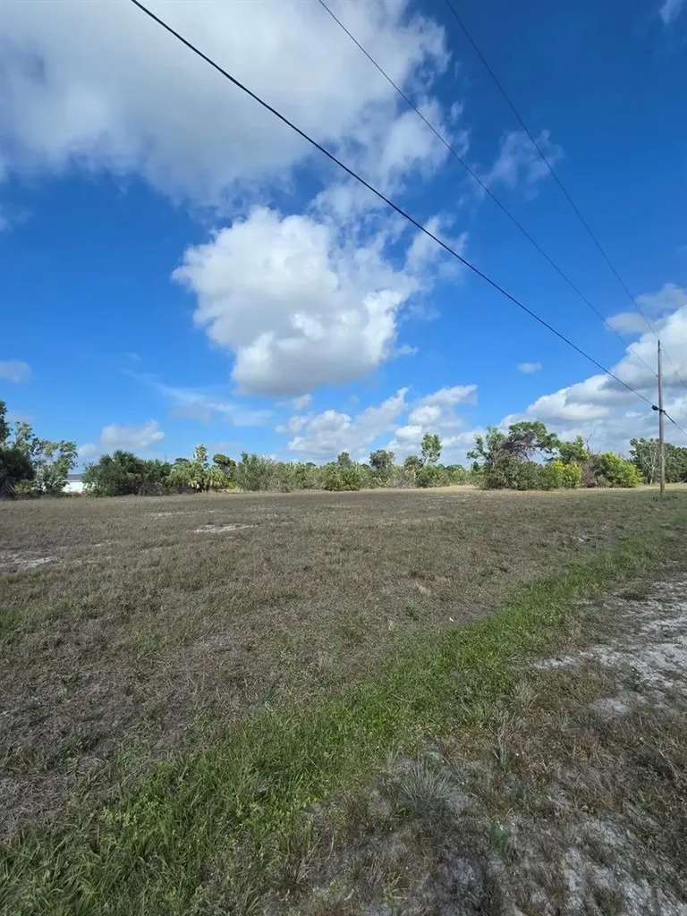 3813 NW 46th Lane Cape Coral FL 33993