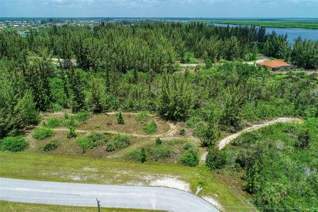 15286 Ingraham Boulevard Port Charlotte FL 33981