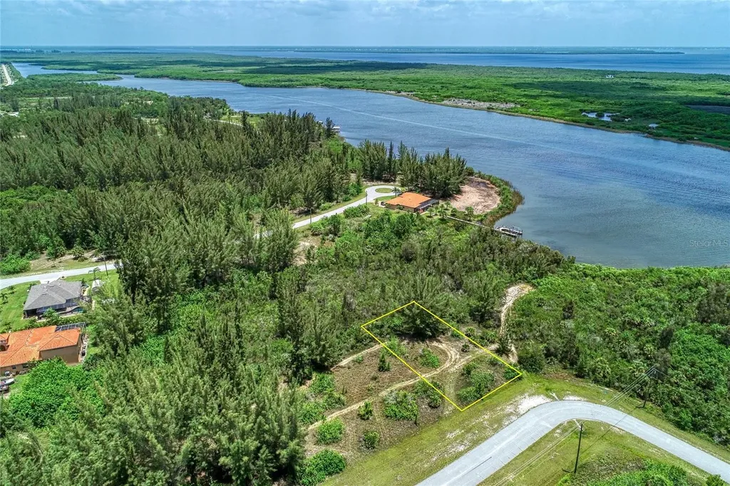 15286 Ingraham Boulevard Port Charlotte FL 33981