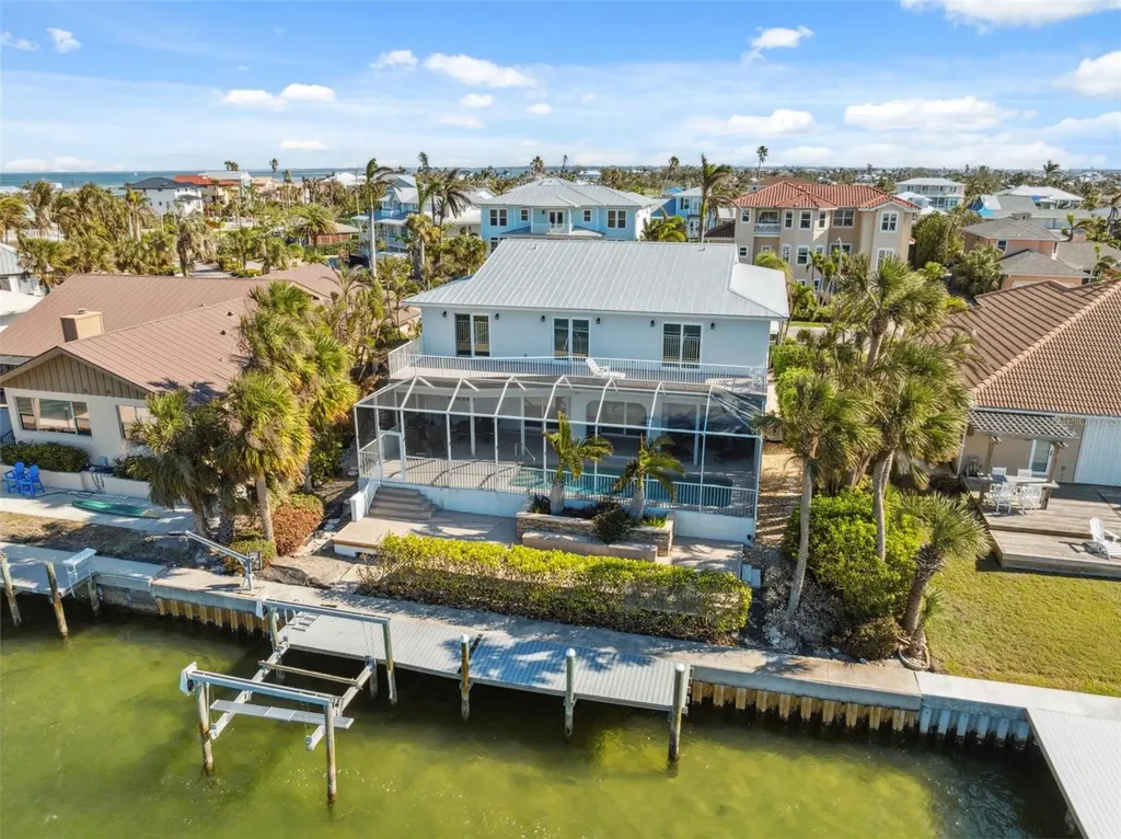 727 Key Royale Drive Holmes Beach FL 34217