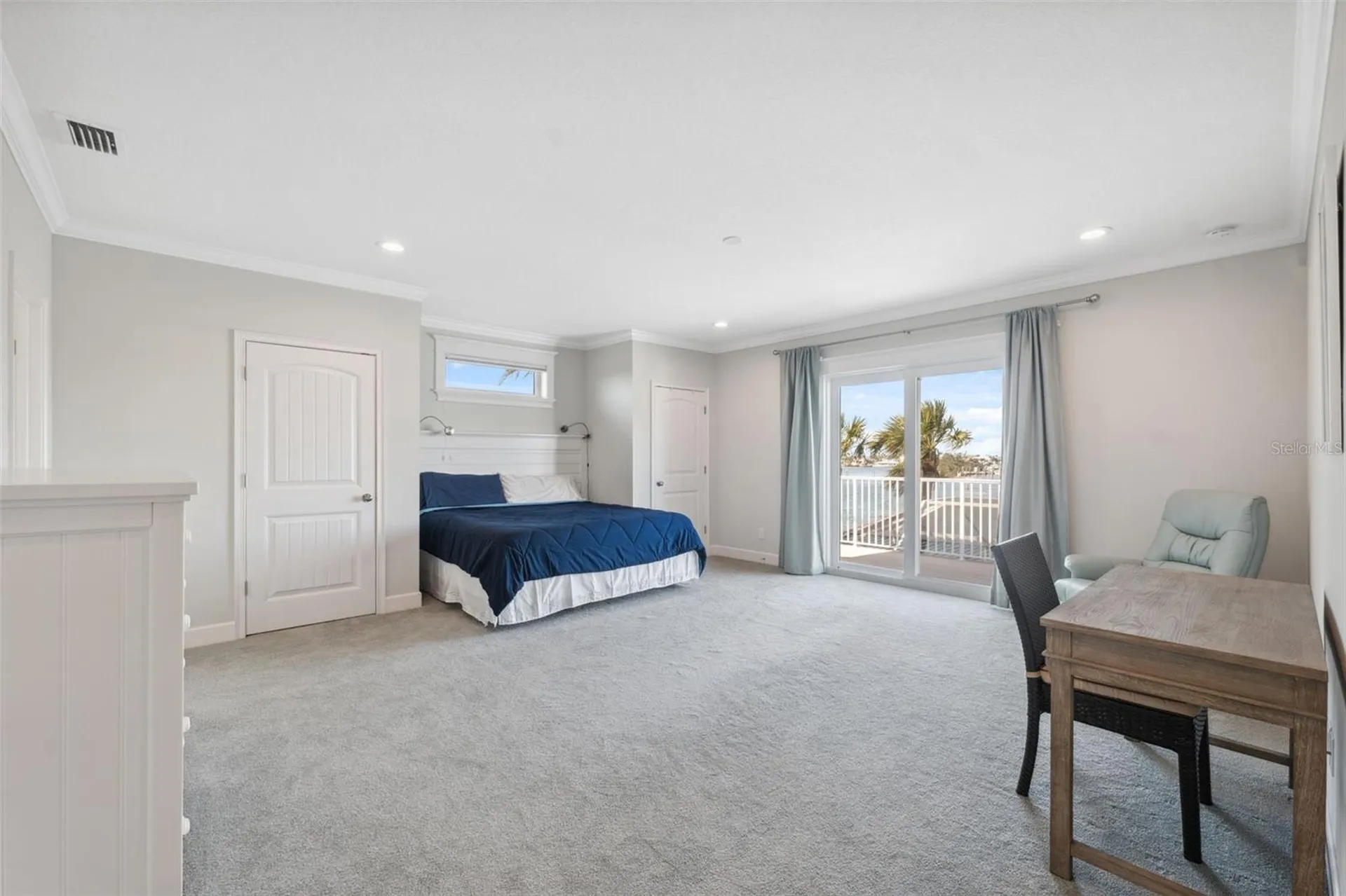 727 Key Royale Drive Holmes Beach FL 34217