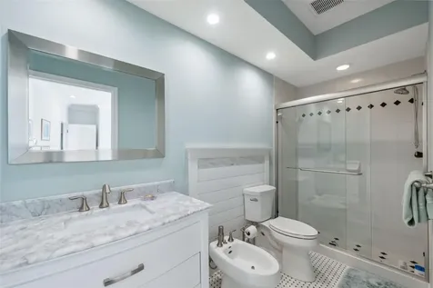727 Key Royale Drive Holmes Beach FL 34217