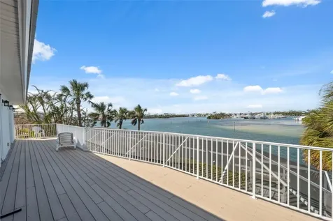 727 Key Royale Drive Holmes Beach FL 34217