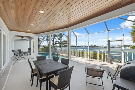 727 Key Royale Drive Holmes Beach FL 34217