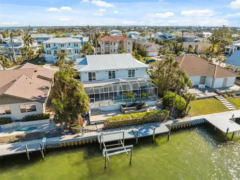 727 Key Royale Drive Holmes Beach FL 34217