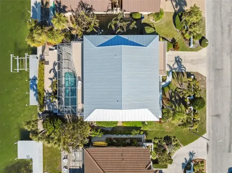 727 Key Royale Drive Holmes Beach FL 34217