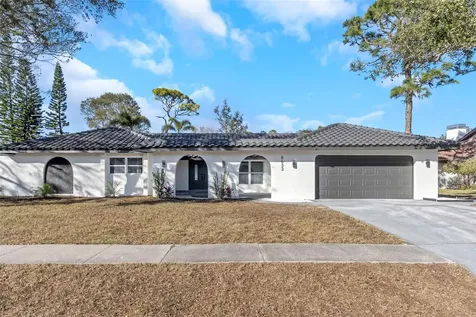 8633 Longwood Drive Seminole FL 33777