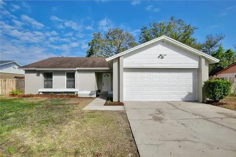 9913 Peddlers Way Orlando FL 32817