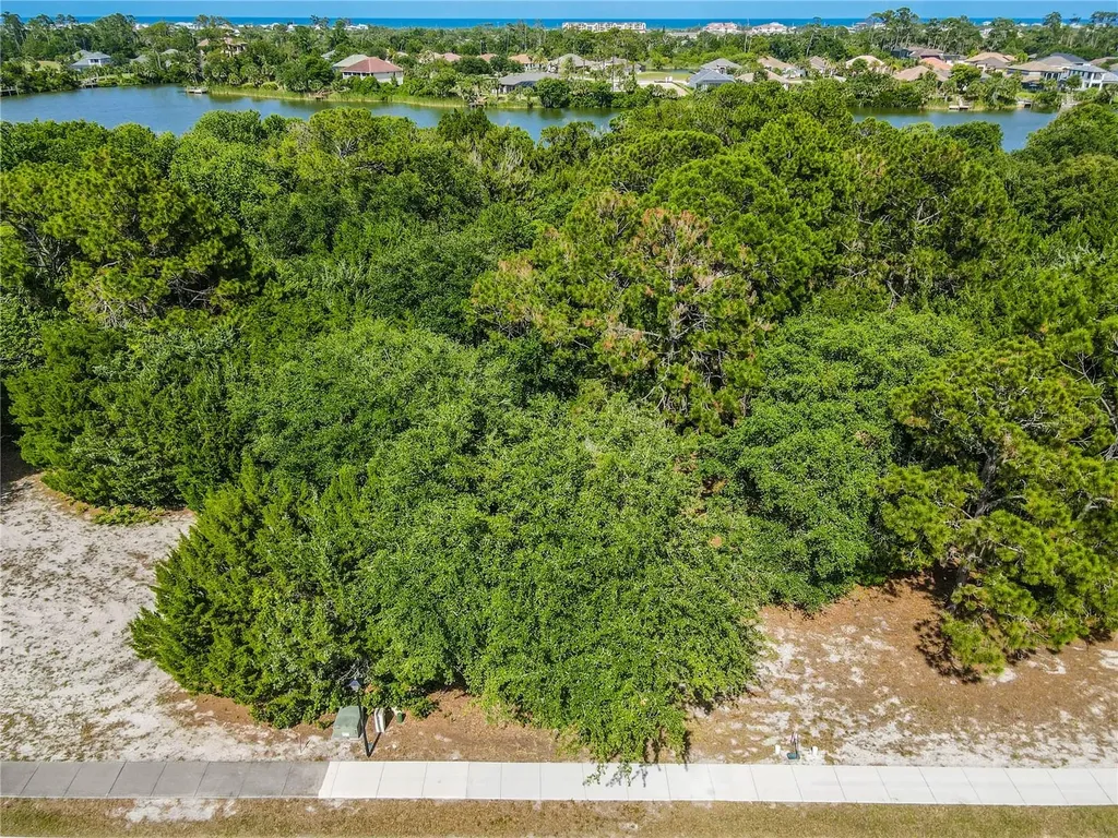 22 N Lakewalk Drive Palm Coast FL 32137