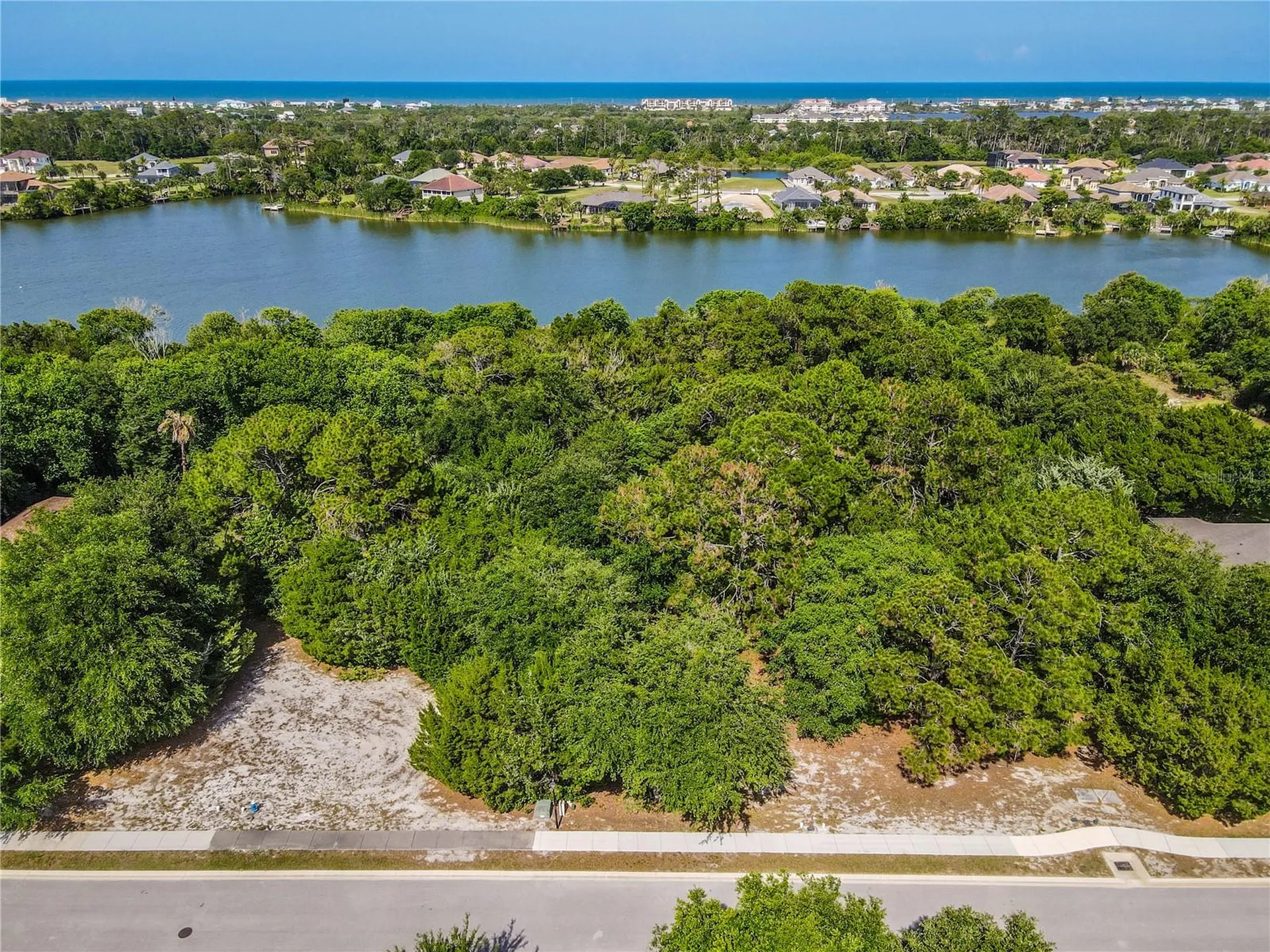 22 N Lakewalk Drive Palm Coast FL 32137