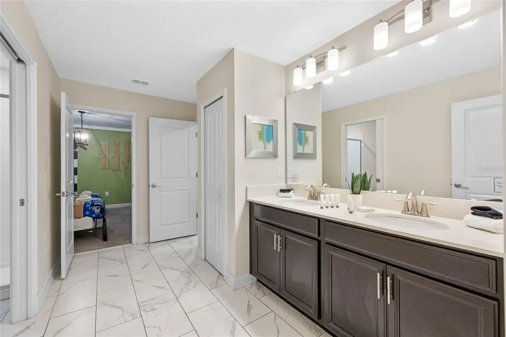 1585 Plunker Davenport FL 33896