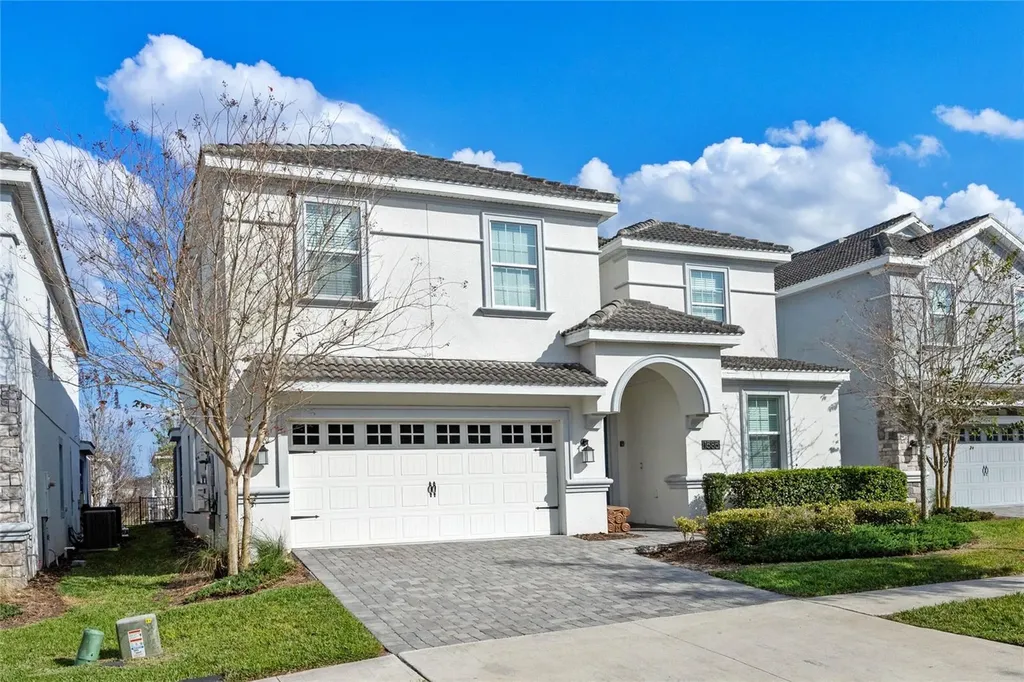1585 Plunker Davenport FL 33896
