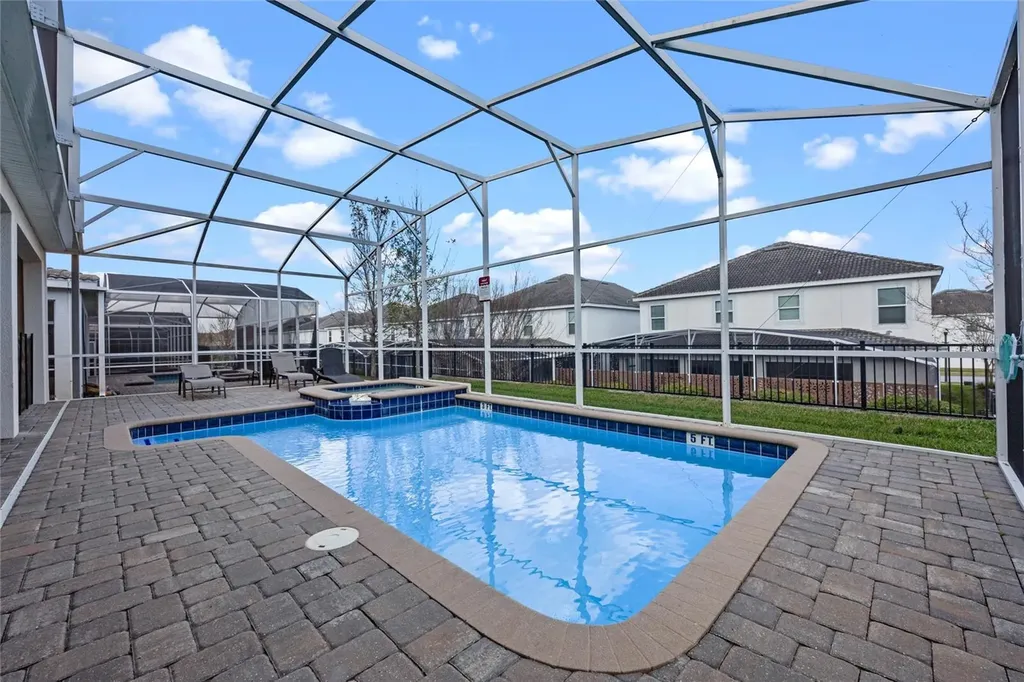 1585 Plunker Davenport FL 33896