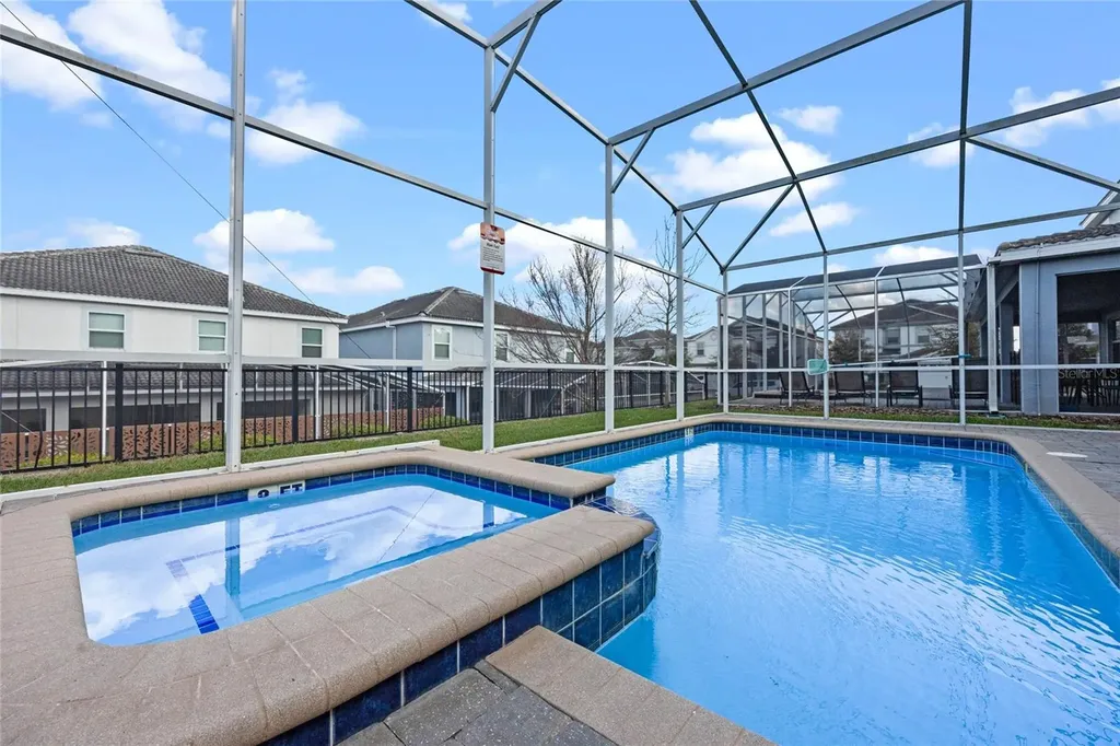 1585 Plunker Davenport FL 33896
