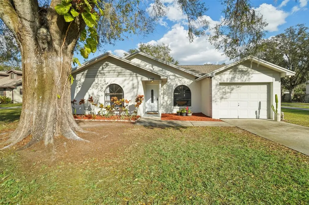 1408 N Gordon Street Plant City FL 33563