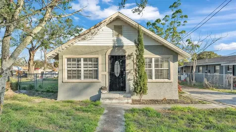 208 W Bullard Avenue Lake Wales FL 33853